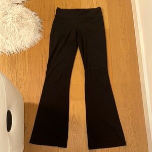 Lululemon Athletica Black Align™ Low-Rise Flared Pant 32.5"